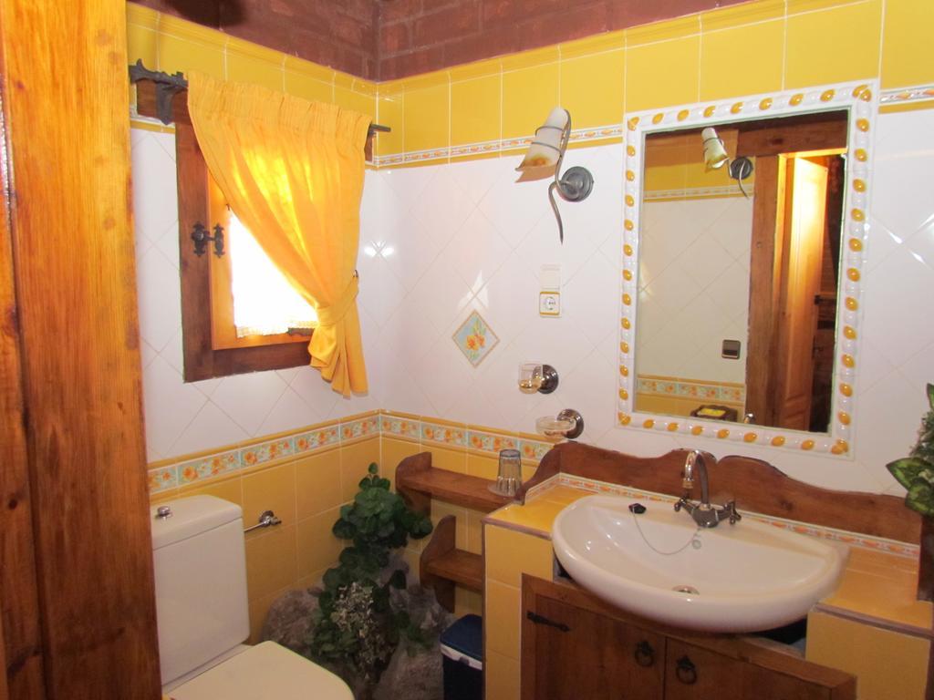 Casa Rural Fontamil Gistain Room photo